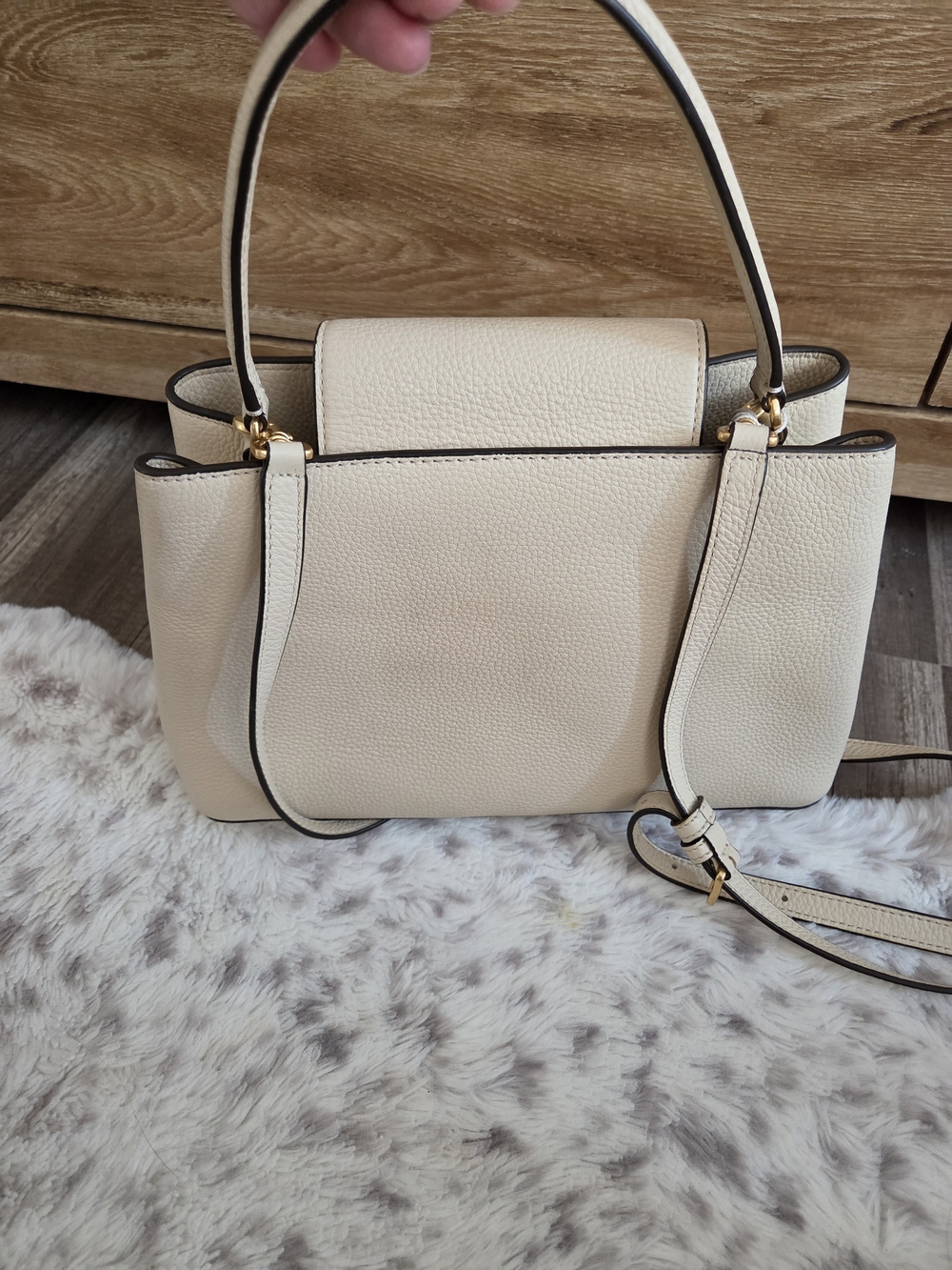 Tory Burch Cream Pebbled Leather Top-Handle Satchel with Gold Logo - Picture 2 of 11